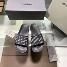 Balenciaga Slippers